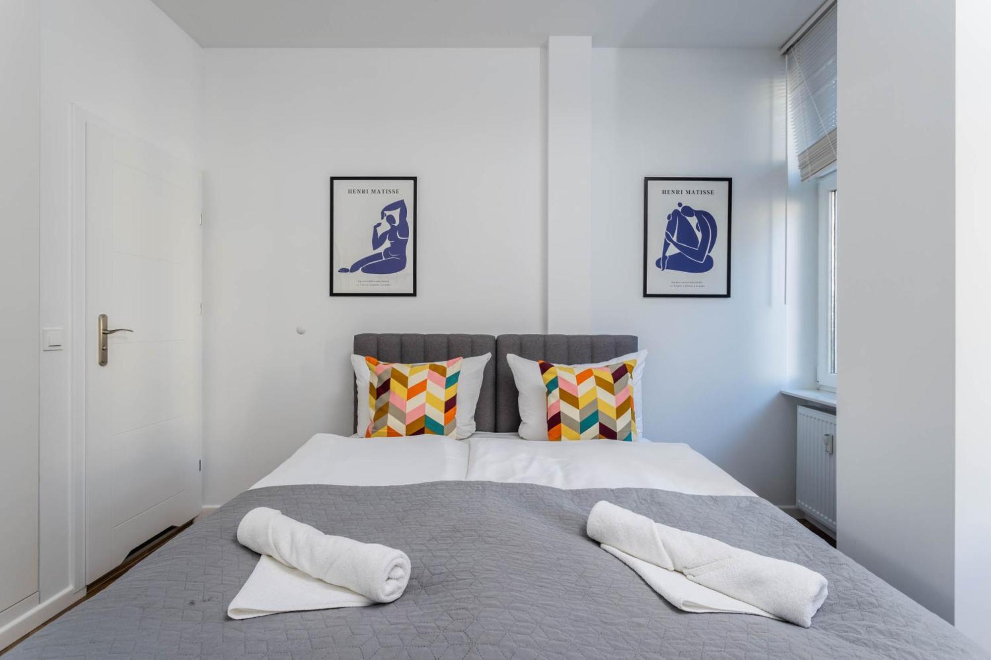 Przytulne I Komfortowe Studia Very Berry W Poznaniu By Noclegi Renters Exteriör bild