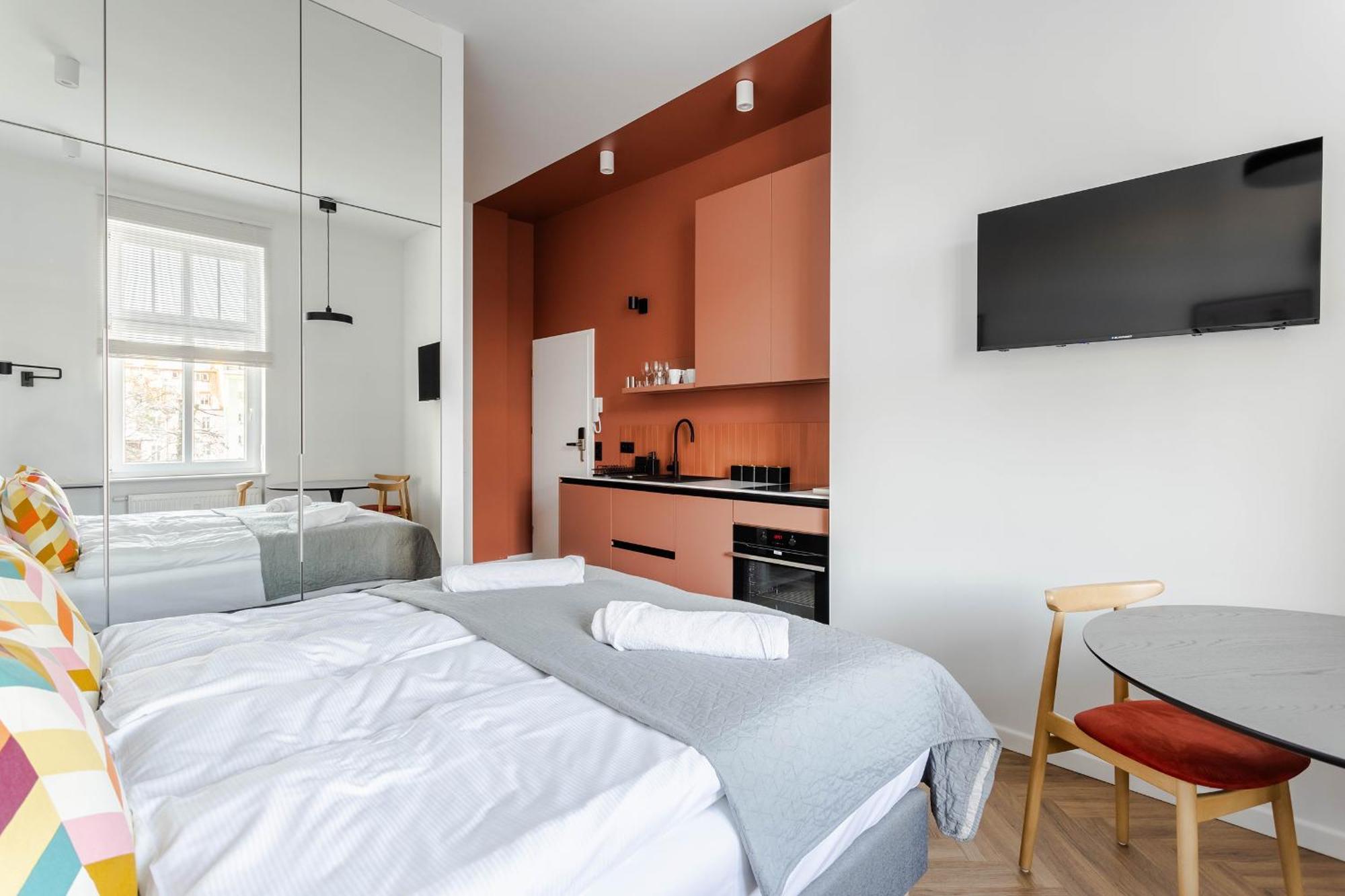Przytulne I Komfortowe Studia Very Berry W Poznaniu By Noclegi Renters Exteriör bild
