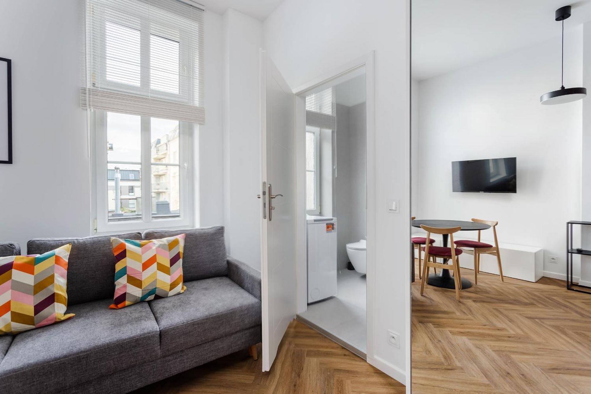 Przytulne I Komfortowe Studia Very Berry W Poznaniu By Noclegi Renters Exteriör bild